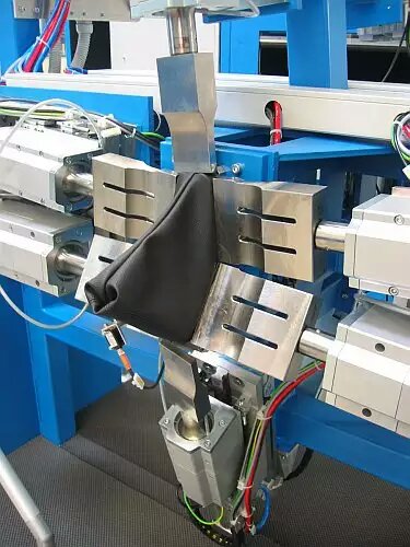 汽车波箱皮套焊接