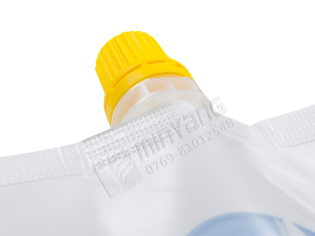 包装袋喷嘴焊接