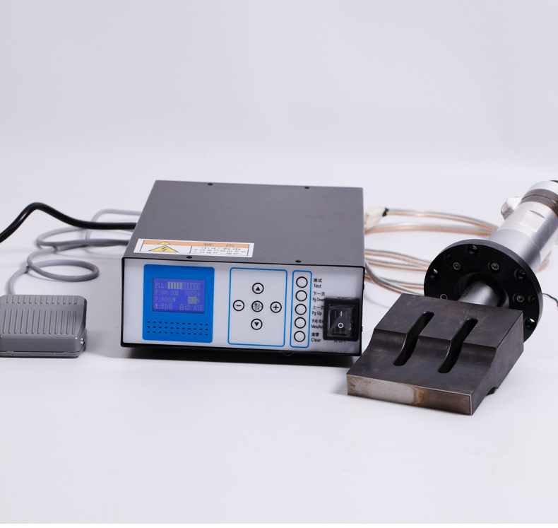 15KHZ2600W常发波 知发波超声波焊接四件套